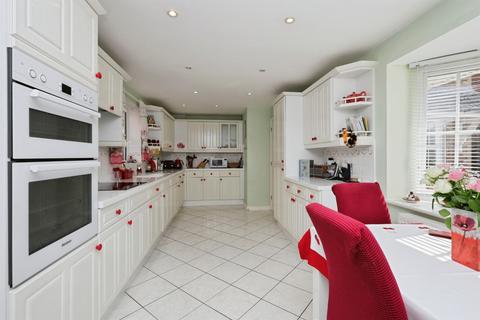 4 bedroom detached house for sale, Anchorage Way, Eastbourne