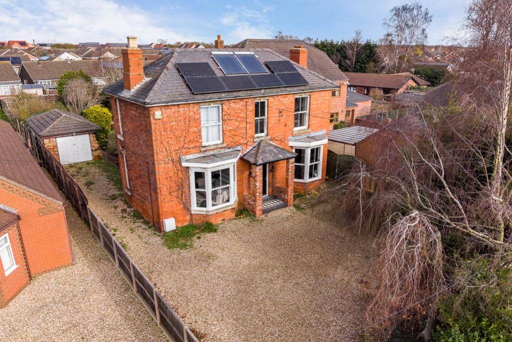 32 Lincoln Road (Metheringham)-26