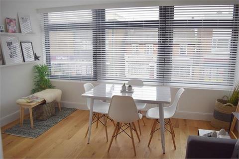 2 bedroom flat to rent, 85-89 Shenley Road, Hertfordshire WD6