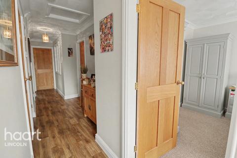 3 bedroom detached bungalow for sale, Manor Drive, Wragby