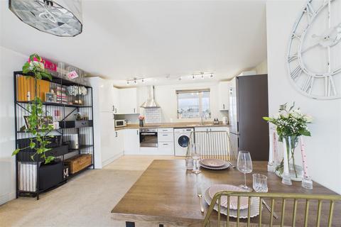 2 bedroom house for sale, Woodrow Court, 69 Camberwell Station Road, London, SE5