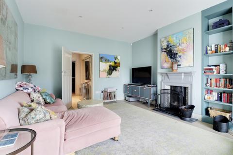 undefined, Peaks Hill, Purley CR8