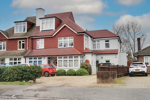 undefined, Peaks Hill, Purley CR8