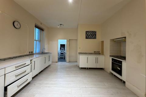 4 bedroom flat for sale, Flat 10H Hyde Park Mansions, Cabbell Street, Marylebone, London, NW1 5BG