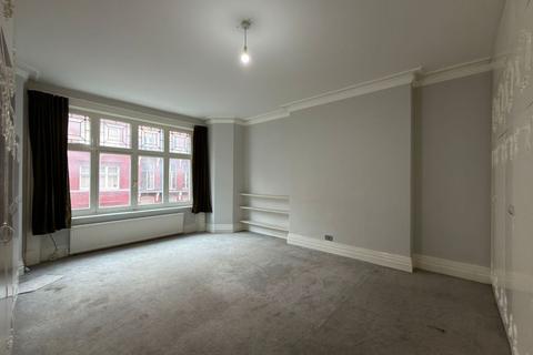 4 bedroom flat for sale, Flat 10H Hyde Park Mansions, Cabbell Street, Marylebone, London, NW1 5BG