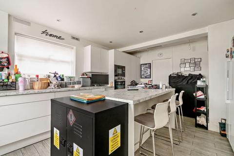 3 bedroom semi-detached house for sale, Kingstanding Road, Birmingham, B44