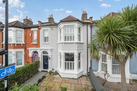 4 bedroom terraced house for sale, Wellmeadow Road, Hither Green, London, SE6