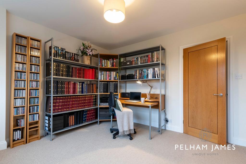 Fourth Bedroom, 10 Reeves Lane, Wing