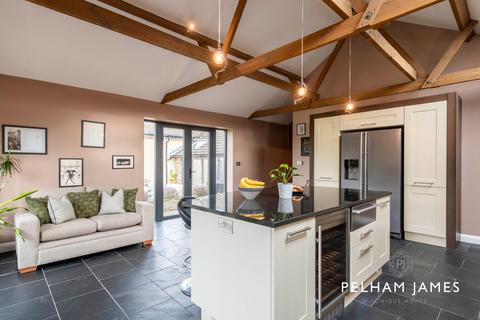 4 bedroom detached house for sale, Reeves Lane, Wing, LE15
