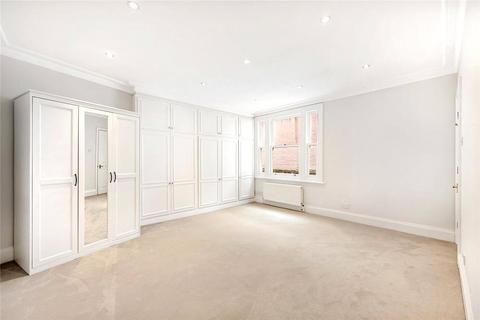 3 bedroom apartment to rent, Queen's Gate, London, SW7