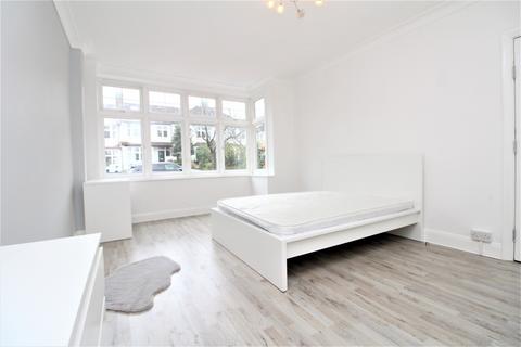 undefined, Abbots Way, Beckenham BR3