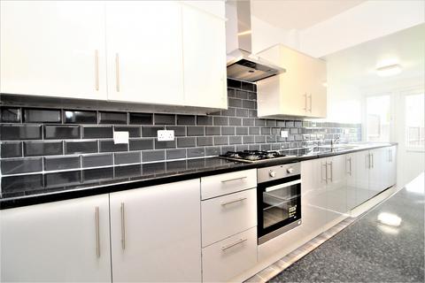 undefined, Abbots Way, Beckenham BR3