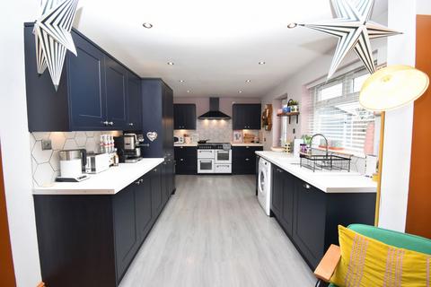 undefined, Liverpool Road, Widnes, WA8 7HT