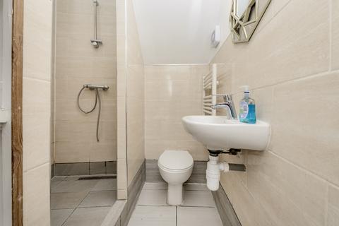 2 bedroom flat to rent, Aldersgate Street, EC1A