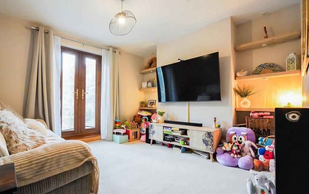Lounge/Bedroom