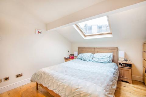 undefined, Salisbury Mews, Fulham, London, SW6