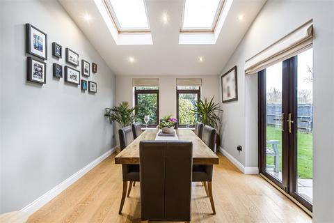 5 bedroom detached house for sale, Chatsworth Close, Bishop's Stortford CM23