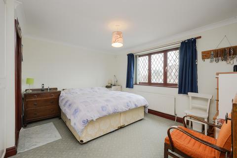 undefined, Hazelbury Close, London SW19