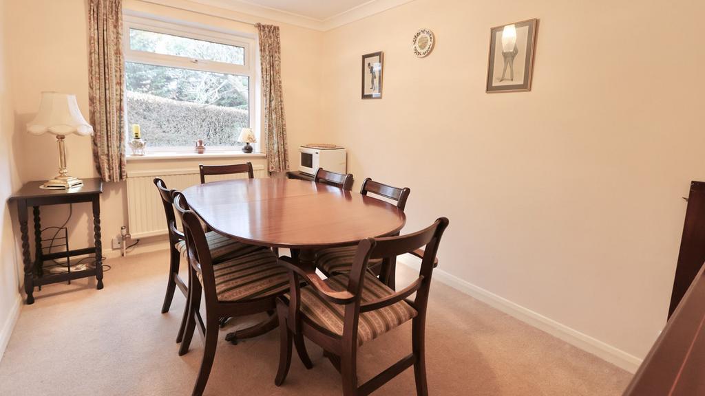 Dining Room (Bedroom 3)