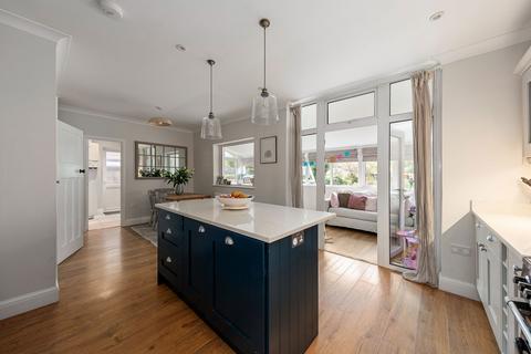 4 bedroom semi-detached house for sale, Bramerton Road, Beckenham BR3