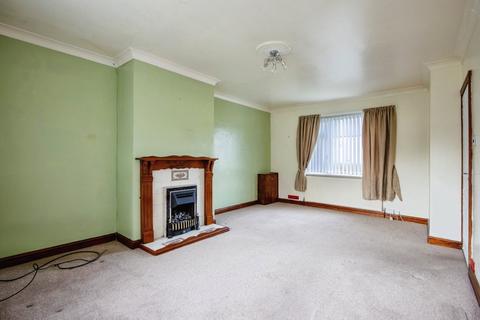 3 bedroom semi-detached house for sale, Whinney Moor Avenue, West Yorkshire WF2