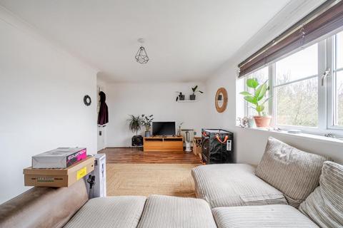 2 bedroom flat for sale, High Wycombe,  Buckinghamshire,  HP13