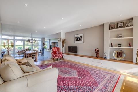 undefined, Watton Road, Knebworth, Hertfordshire, SG3