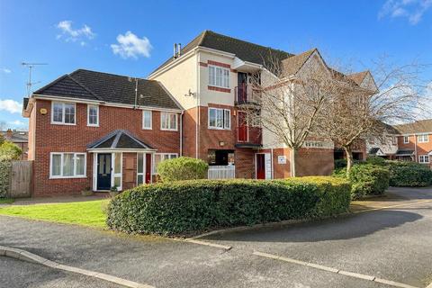 2 bedroom apartment for sale, St. James Court, Altrincham