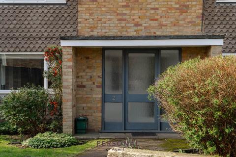 undefined, Hayden Court, Addlestone