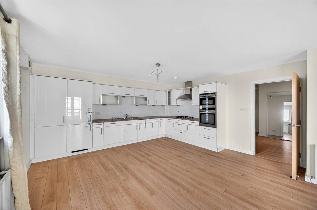 25 Rubislaw Drive 4