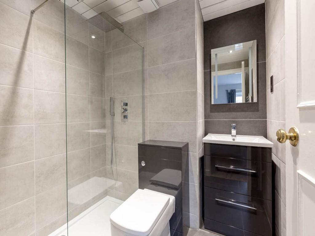 Bathroom (2)