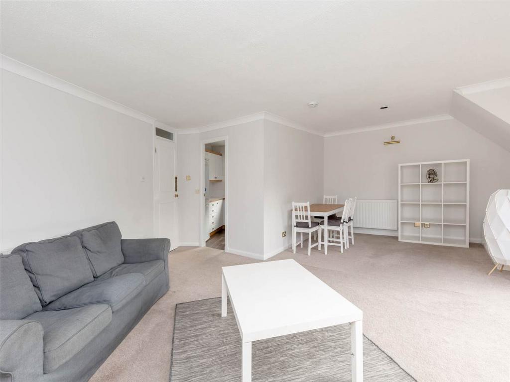 Living room2