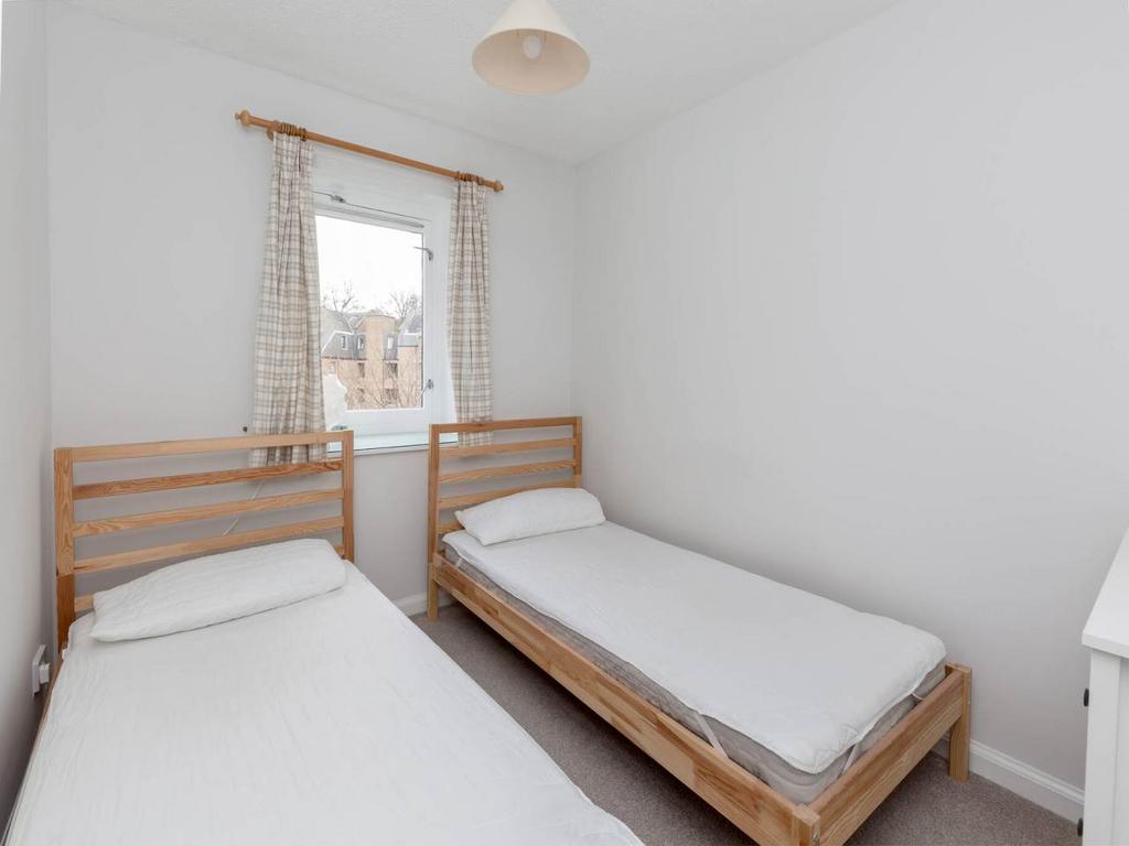 Bedroom2