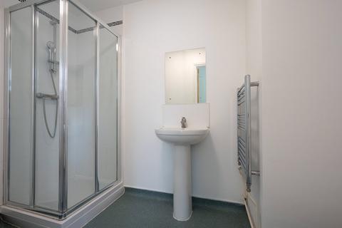 1 bedroom in a house share to rent, Guildhall Walk, PO1