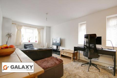 undefined, Long Lane,  Staines-upon-Thames, TW19