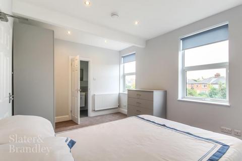1 bedroom flat to rent, *INCLUSIVE OF ALL BILLS* Room 2, Radcliffe Road, West Bridgford, NG2