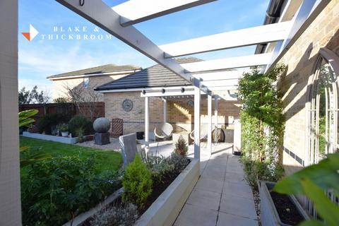 4 bedroom detached house for sale, Winterbourne Gardens, Elmstead, Colchester