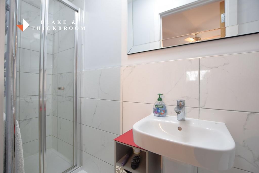 En suite shower room