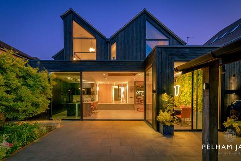 4 bedroom detached house for sale, Roman Bank, Stamford, PE9