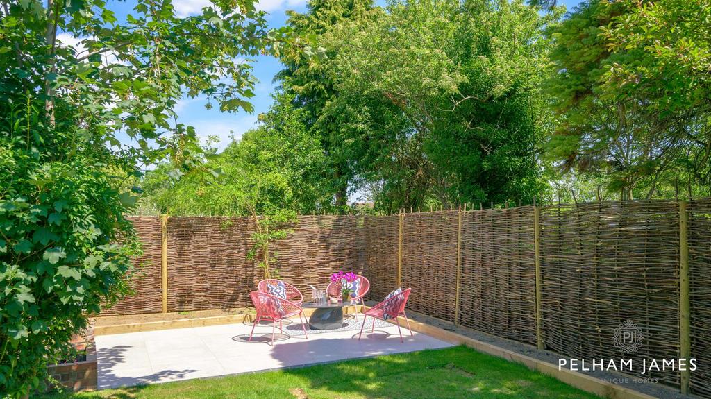 Garden, The Black House, Stamford