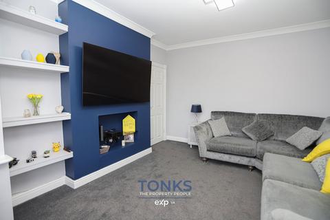 2 bedroom detached bungalow for sale, Station Road, Cradley Heath B64