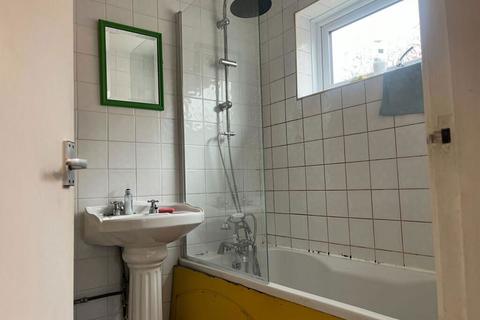undefined, Lodge Close, Banbury, Oxfordshire, OX16 9BW