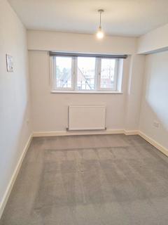 2 bedroom apartment to rent, Green Lane, Shepperton, TW17