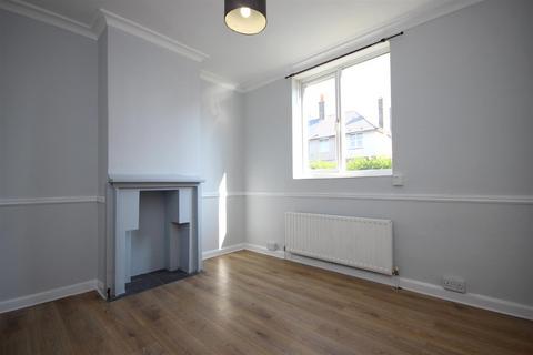 4 bedroom terraced house to rent, Mellitus Street, East Acton Station, London, W12 0