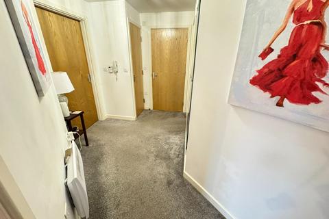 2 bedroom apartment for sale, Squires Grove, Willenhall