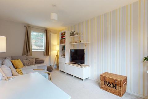 3 bedroom semi-detached house for sale, The Grove, Milton Keynes MK13