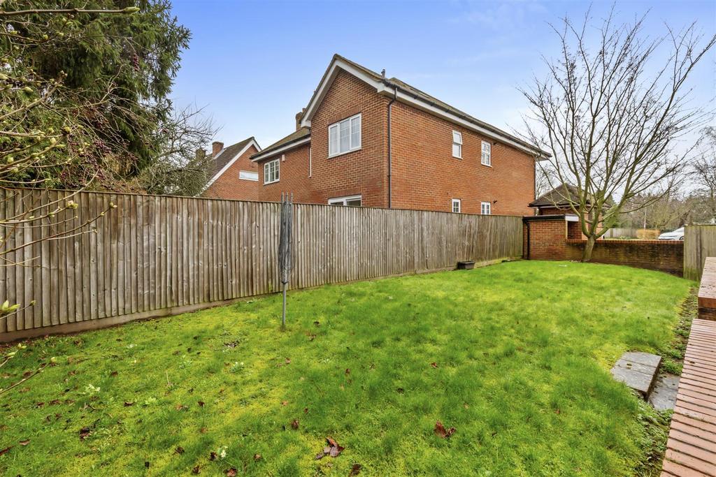 Flat 3, Ridgeway Heights, Ridge Way, HP13 5 BE-9.jp