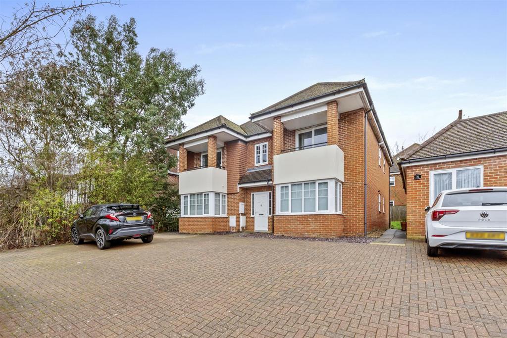 Flat 3, Ridgeway Heights, Ridge Way, HP13 5 BE-11.j