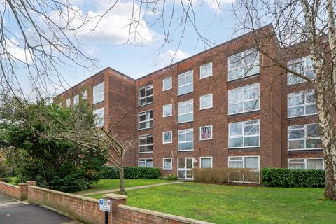 Waldegrave Park, Strawberry Hill, TW1
