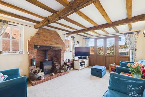 undefined, Buckingham Road, Steeple Claydon, Buckingham, MK18 2QB
